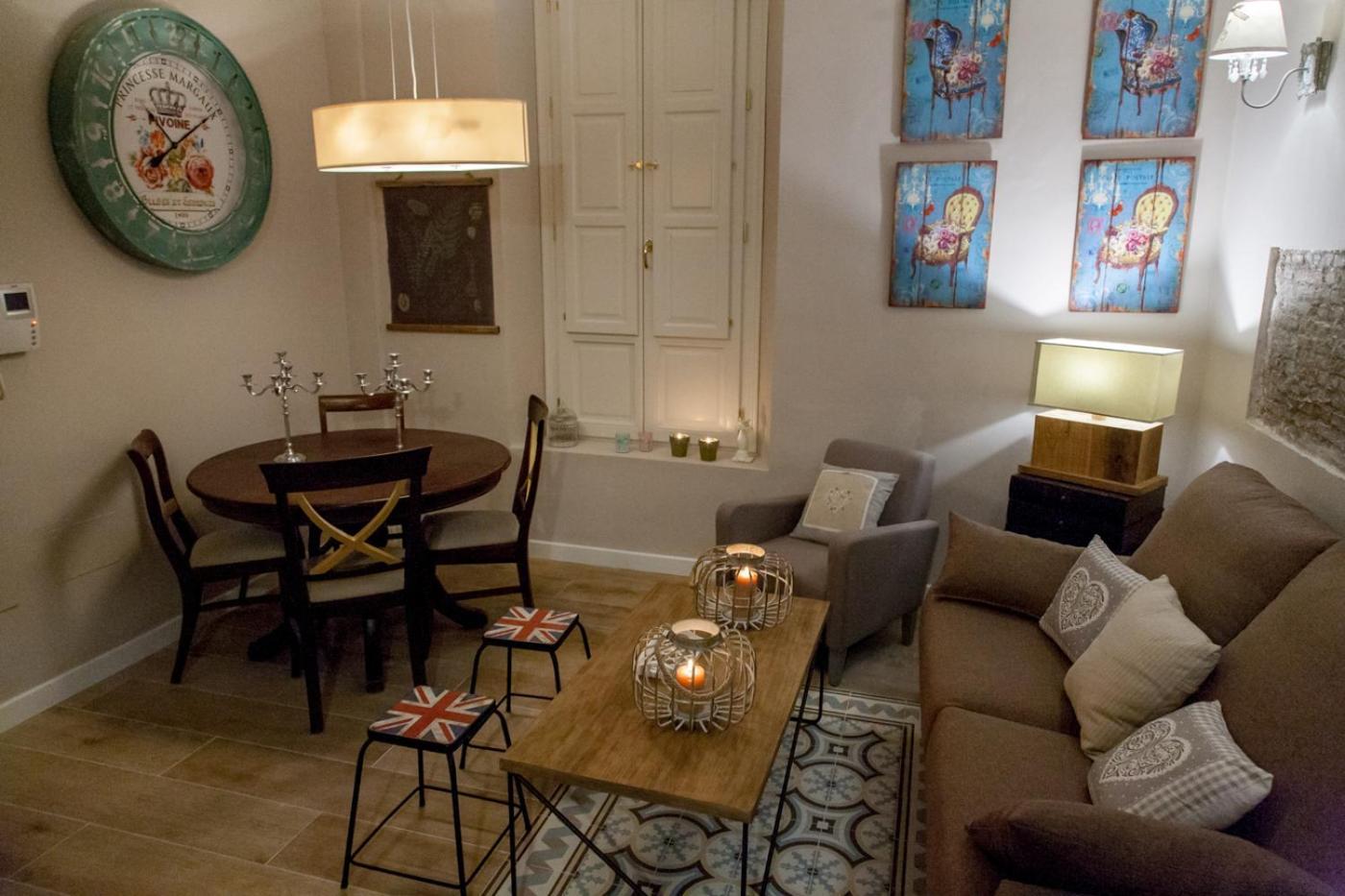 Palacio Almagra Apartment